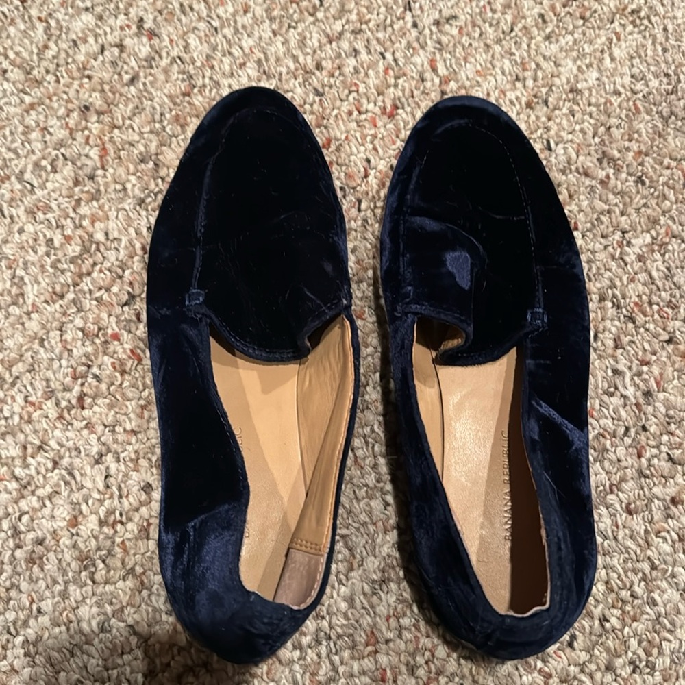 Banana Republic navy suede loafers
